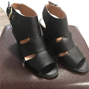 Tommy Hilfiger Sandals